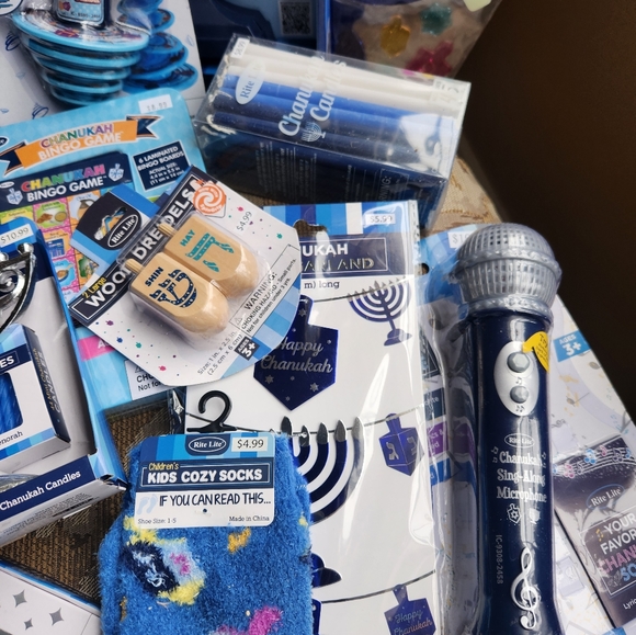 Hanukkah decoration bundle - Picture 10 of 14